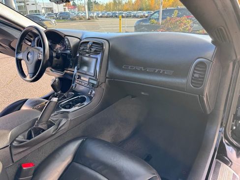 Used 2008 Chevrolet Corvette Z06 w/ Preferred Equipment Group image 15