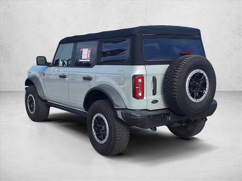 Used 2021 Ford Bronco Badlands image 7