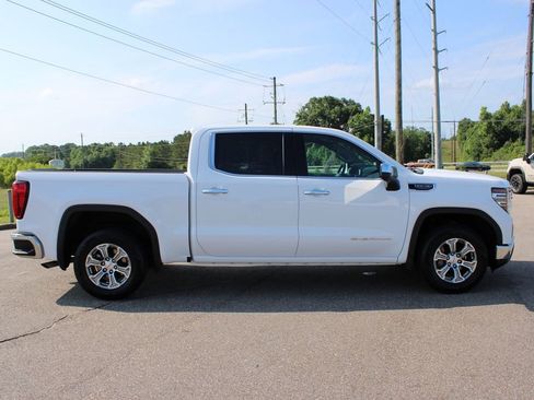 Used 2025 GMC Sierra 1500 SLT RWD image 13