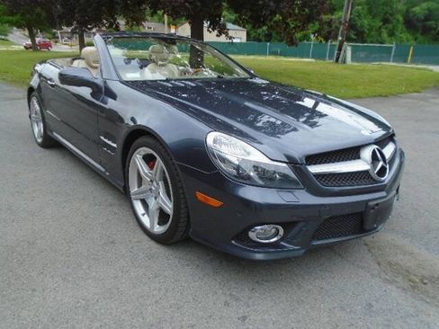 Used 2009 Mercedes-Benz SL 550 image 3