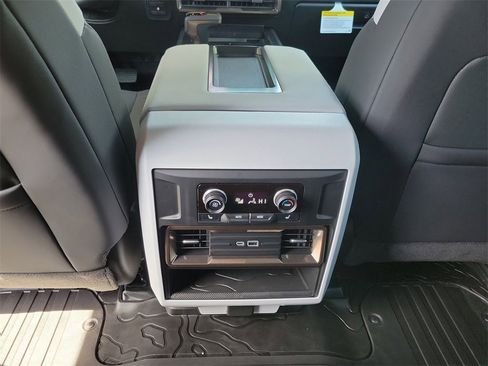 New 2025 GMC Hummer EV 3X image 32