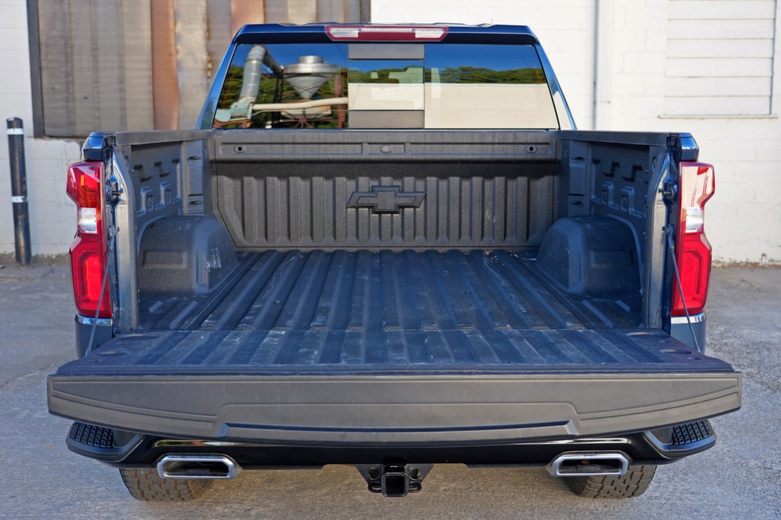 Used 2020 Chevrolet Silverado 1500 LT Trail Boss AWD/4WD image 9