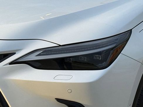 Used 2022 Lexus NX 350h AWD w/ Vision Package image 4