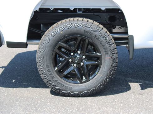 New 2026 Chevrolet Silverado 1500 Custom Trail Boss AWD/4WD image 13