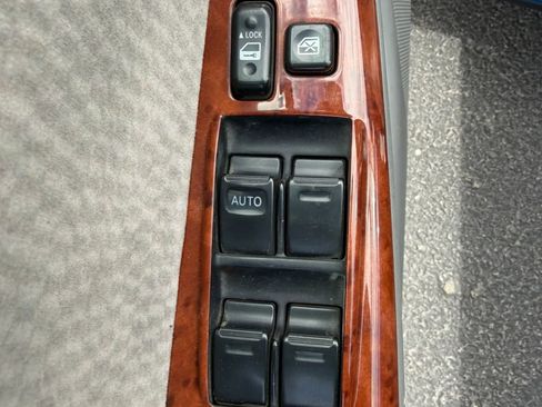 Used 2007 Toyota Corolla S image 18