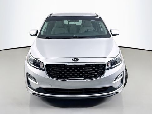 Used 2021 Kia Sedona LX FWD image 2