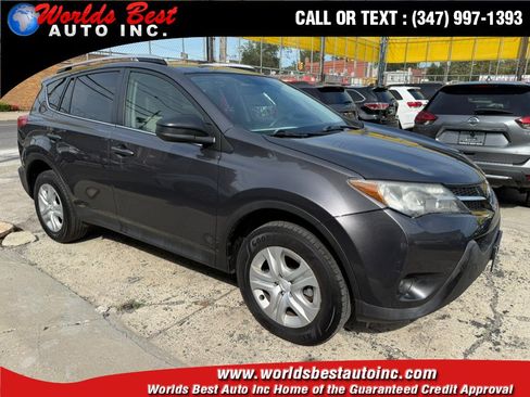 Used 2015 Toyota RAV4 LE AWD/4WD image 1