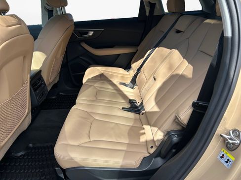 Used 2025 Audi Q7 2.0T Premium Plus w/ Premium Plus Package image 13