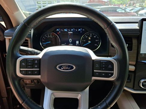 Used 2024 Ford Expedition Max Limited AWD/4WD image 22