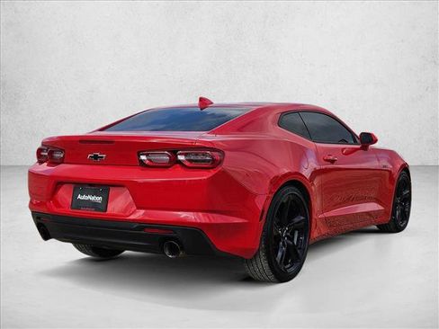 Used 2021 Chevrolet Camaro LT image 5