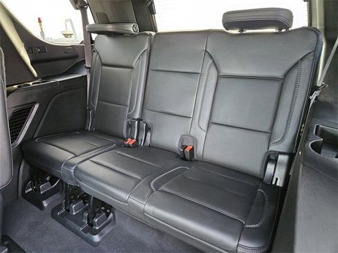 Used 2022 GMC Yukon Denali w/ Denali Ultimate Package image 30