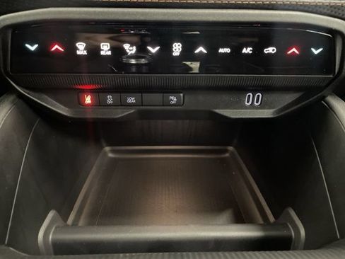 New 2026 Jeep Cherokee Limited AWD/4WD image 43