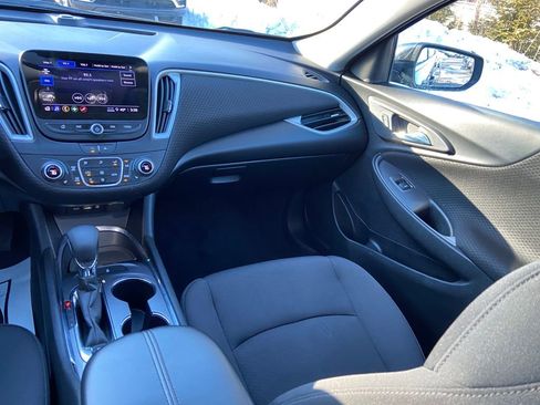 Used 2023 Chevrolet Malibu LT image 13