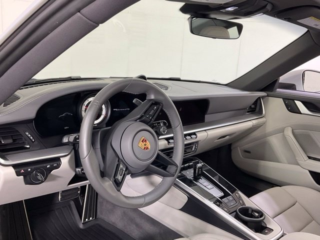 Used 2024 Porsche 911 Carrera GTS RWD image 22