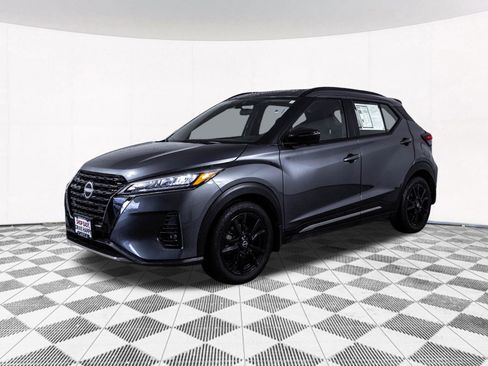 Used 2024 Nissan Kicks SR FWD image 11
