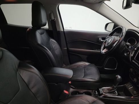 Used 2021 Jeep Compass Limited FWD image 21