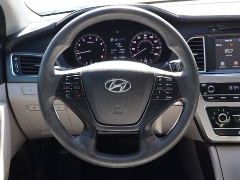 Used 2017 Hyundai Sonata Sport FWD image 18