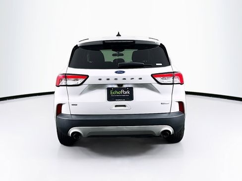 Used 2020 Ford Escape SE FWD image 7