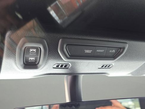 Used 2022 Jeep Wrangler Unlimited Sahara w/ Cold Weather Group image 25