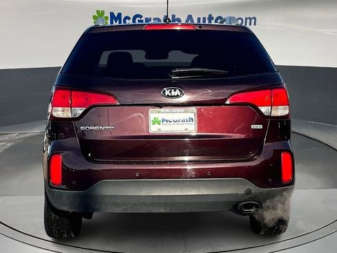 Used 2015 Kia Sorento LX image 5