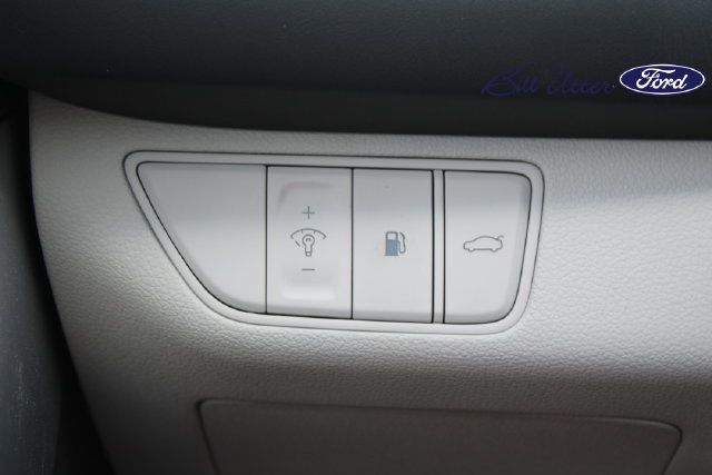 Used 2023 Genesis G70 2.0T RWD image 21
