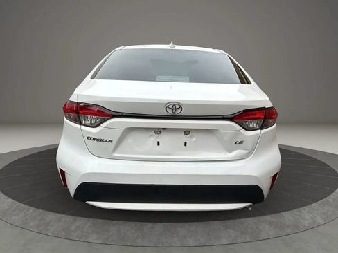 Used 2022 Toyota Corolla LE FWD image 6