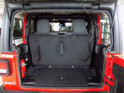 Certified 2024 Jeep Wrangler Sport AWD/4WD image 26