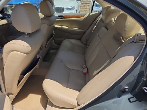 Used 2005 Lexus ES 330 FWD image 13