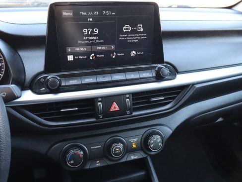 Used 2023 Kia Forte LXS FWD image 6