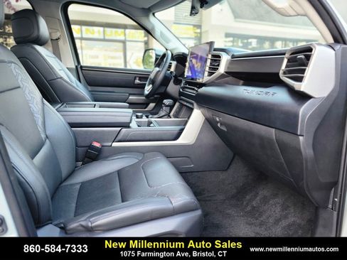 Used 2022 Toyota Tundra SR5 image 11