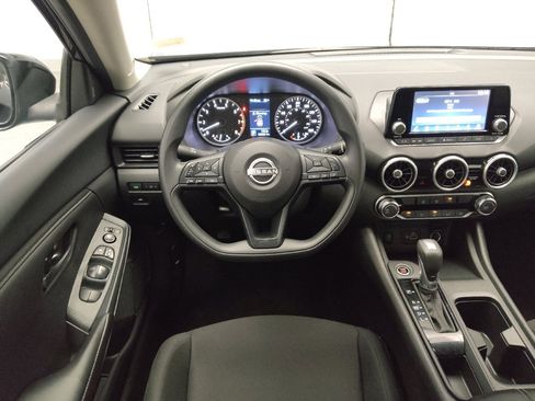 Used 2025 Nissan Sentra S FWD image 22