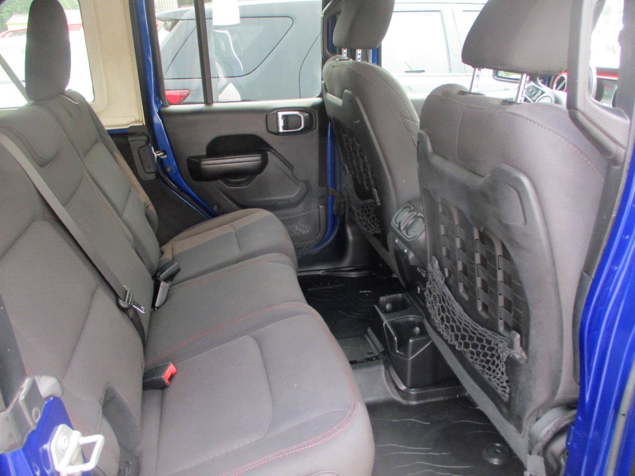 Used 2019 Jeep Wrangler Unlimited Rubicon w/ Safety Group AWD/4WD image 9