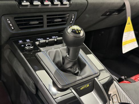 New 2026 Porsche 911 GT3 image 43
