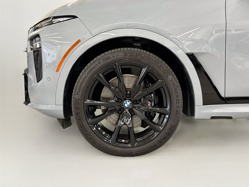 Used 2024 BMW X7 xDrive40i w/ Executive Package AWD/4WD image 29