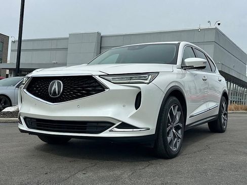 Certified 2023 Acura MDX SH-AWD w/ Technology Package image 4