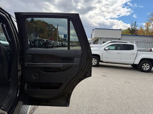 Used 2018 Ford Expedition Limited w/ Equipment Group 302A image 29