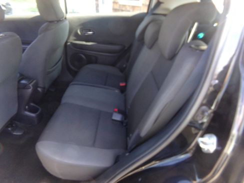 Used 2021 Honda HR-V LX image 23