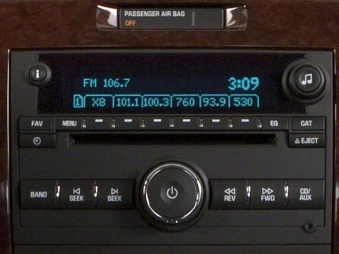 Used 2010 Chevrolet Impala LS FWD image 12