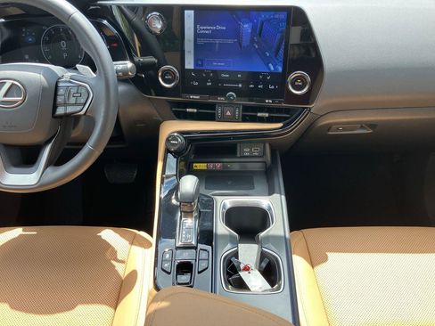 Used 2023 Lexus NX 350 AWD image 17