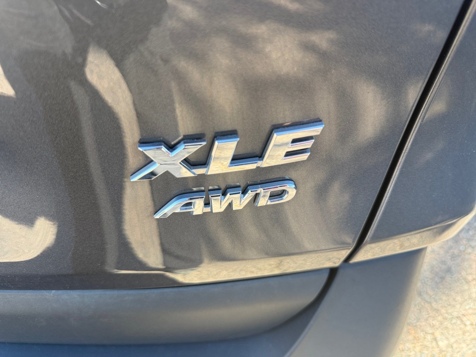 Used 2024 Toyota RAV4 XLE AWD/4WD image 23