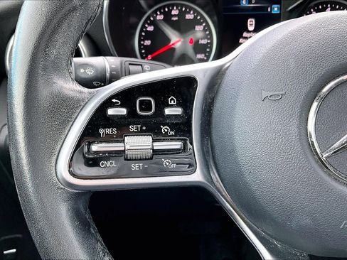 Used 2020 Mercedes-Benz GLC 300 image 23