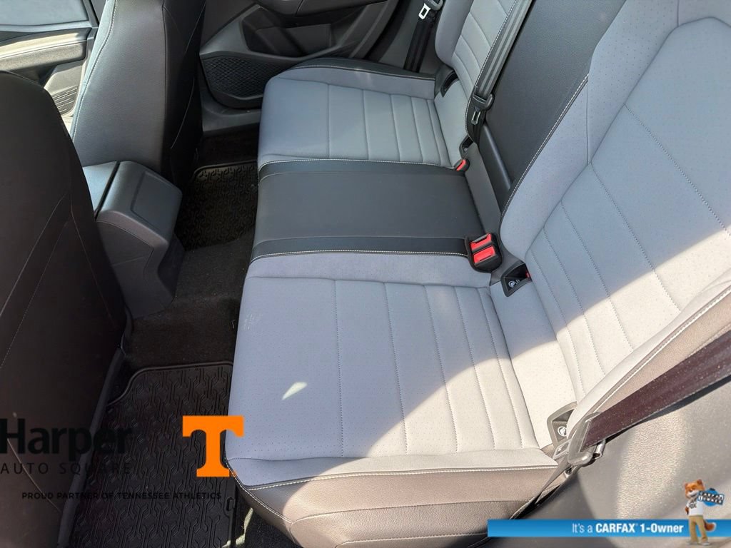 Used 2025 Volkswagen Jetta SE w/ Sunroof Package FWD image 10
