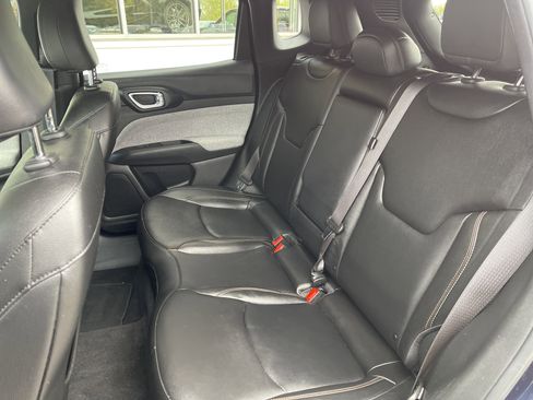 Used 2024 Jeep Compass Latitude image 37