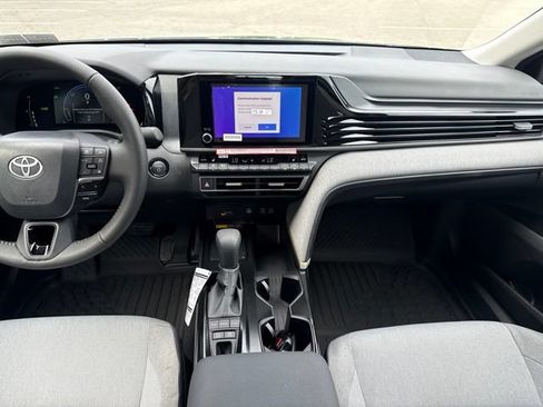 Used 2026 Toyota Camry LE w/ Convenience Package FWD image 20