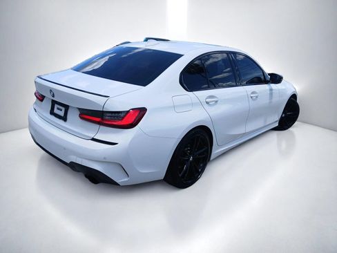 Used 2022 BMW 330i Sedan w/ M Sport Package RWD image 5