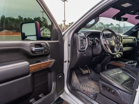 Used 2020 Chevrolet Silverado 3500 High Country w/ LPO, Dark Essentials Package image 19