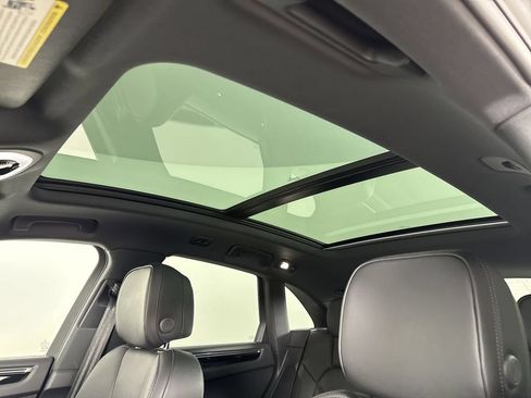 Certified 2026 Porsche Macan S AWD/4WD image 42