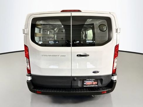 Used 2025 Ford Transit 250 Low Roof w/ Exterior Upgrade Package RWD image 6