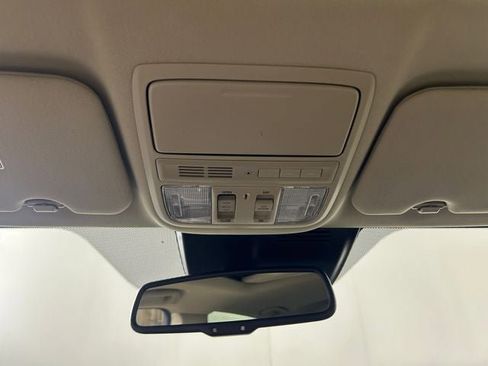 Used 2021 Honda CR-V Touring image 25