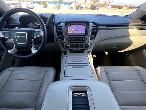 Used 2017 GMC Yukon XL Denali w/ Open Road Package image 10